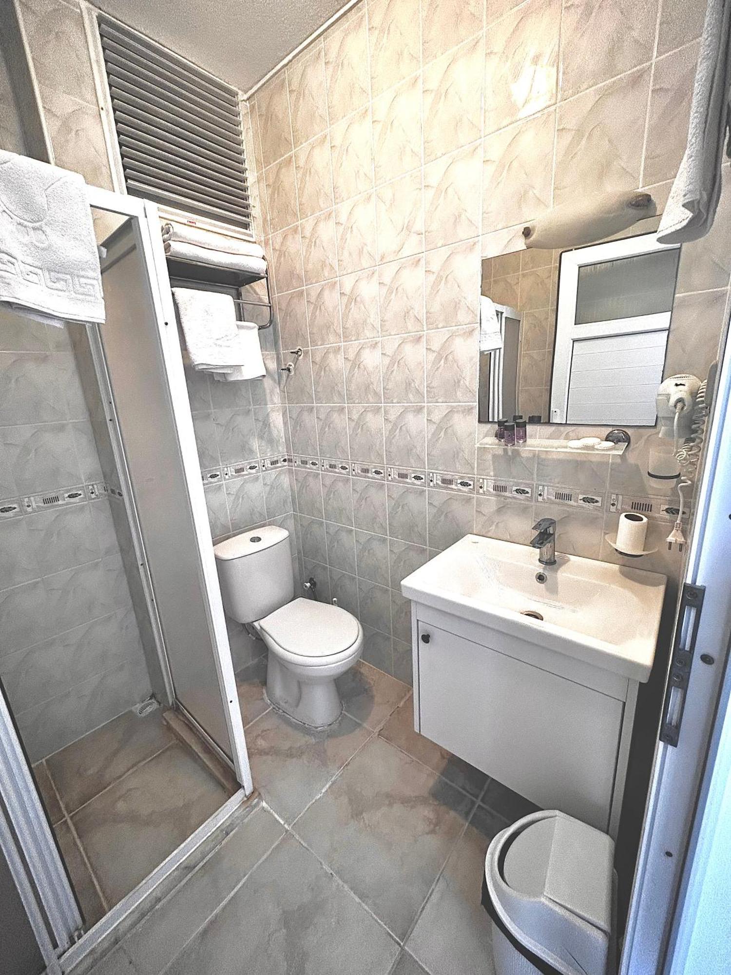 Tunan Motel Ayvalı Cameră foto