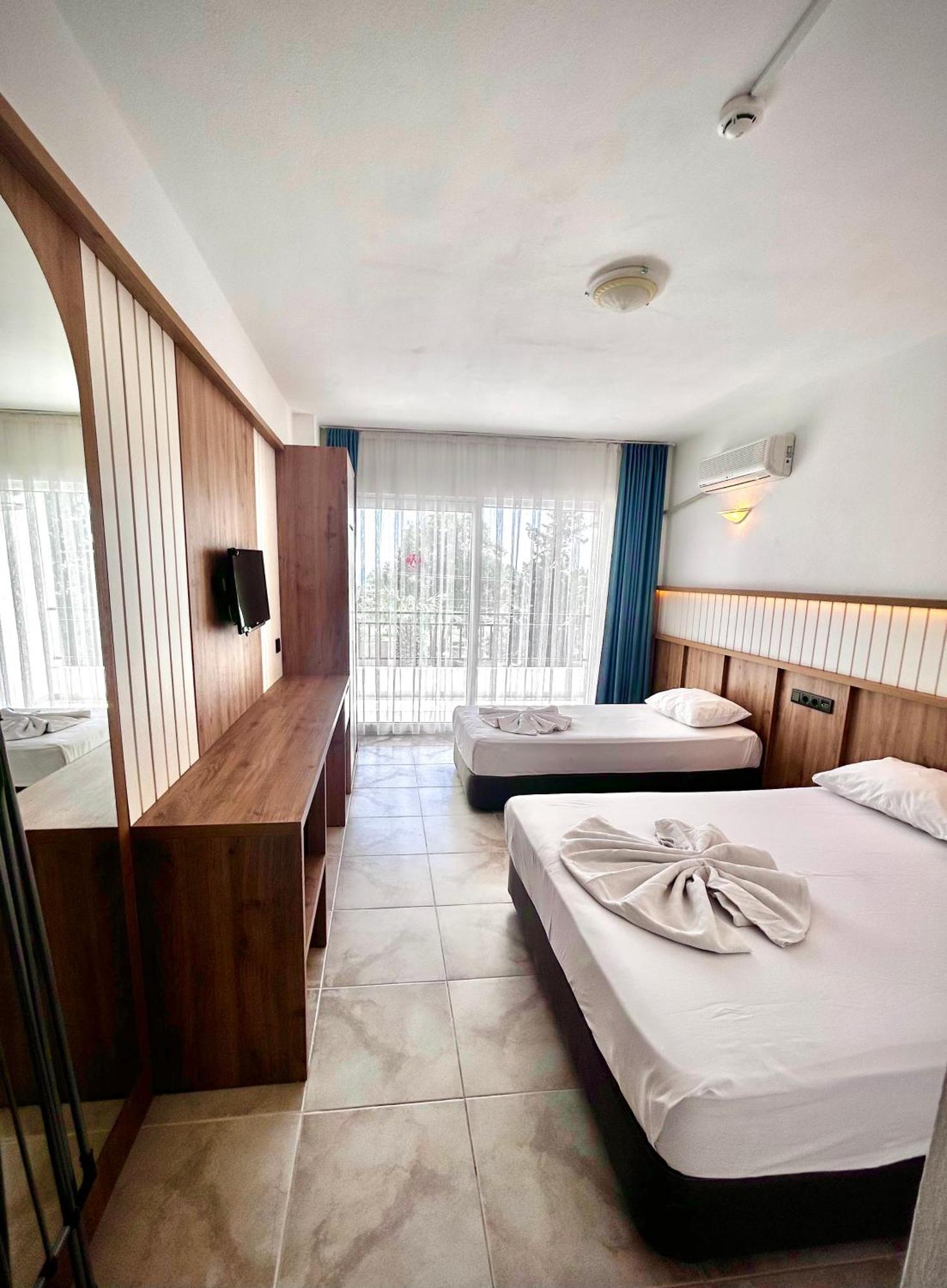 Tunan Motel Ayvalı Cameră foto